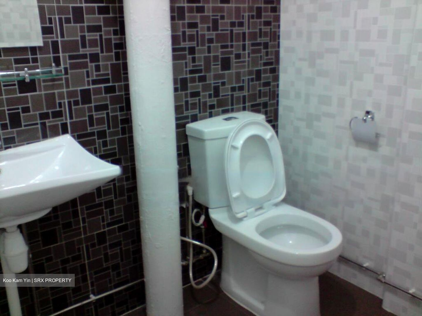 Blk 226 Jurong East Street 21 (Jurong East), HDB 5 Rooms #568317301
